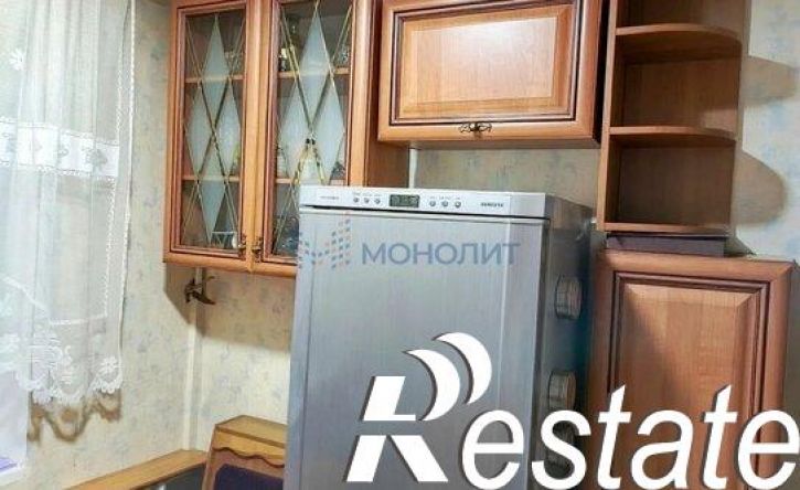 2-комн квартира улица Машиностроителей, 4,  д. 4