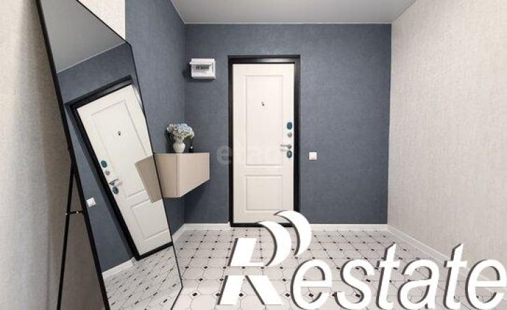 3-комн квартира улица Петрова, 18А,  д. 18А
