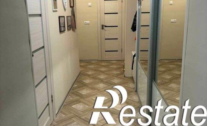 2-комн квартира улица Строителей, 48,  д. 48